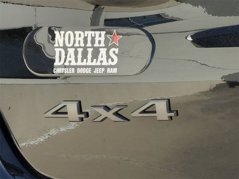 New 2026 Jeep Compass Latitude image 9