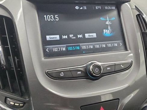 Used 2018 Chevrolet Cruze LT FWD image 25