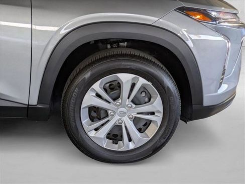 Used 2024 Chevrolet Trax LS image 22