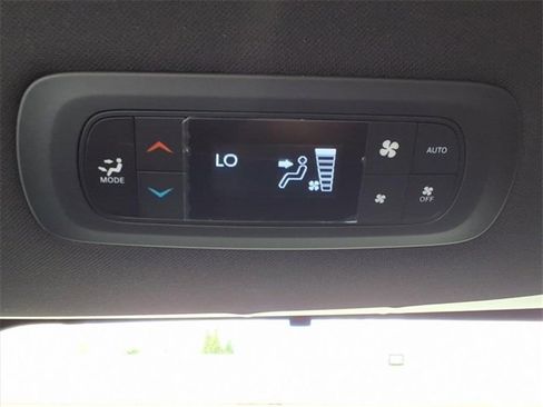 New 2026 Chrysler Voyager LX image 23