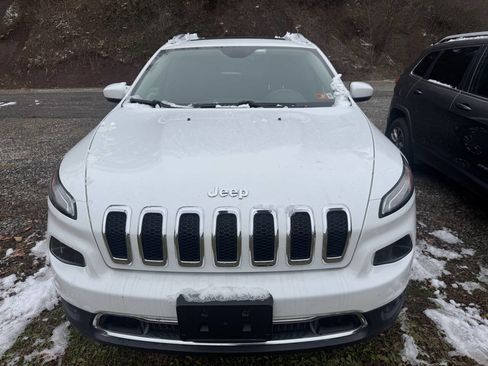 Used 2016 Jeep Cherokee Limited image 2