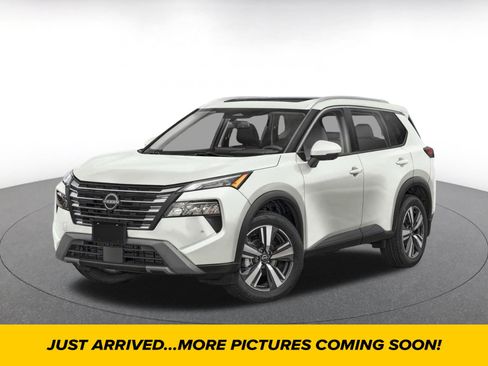 Used 2026 Nissan Rogue SL FWD image 1