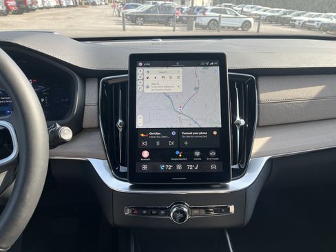 New 2026 Volvo XC90 T8 Ultra w/ Lounge Package image 18