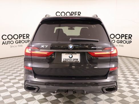 Used 2022 BMW X7 xDrive40i w/ M Sport Package image 25