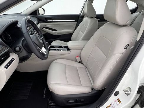 Used 2020 Nissan Altima 2.5 Platinum AWD/4WD image 12