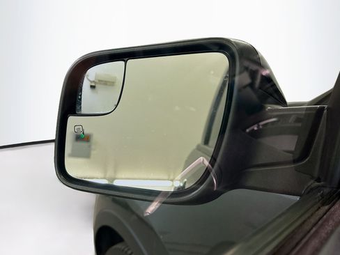 Used 2018 Ford Explorer Sport image 16