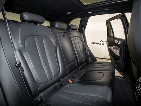 Used 2022 BMW X5 M Competition w/ Competition Package 2 image 17