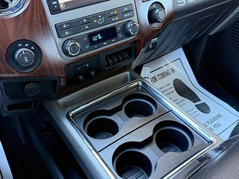 Used 2011 Ford F250 Lariat w/ Lariat Ultimate Pkg AWD/4WD image 27