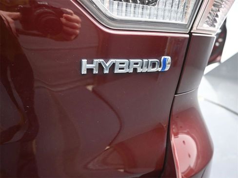 Used 2019 Toyota Highlander Limited Platinum image 11