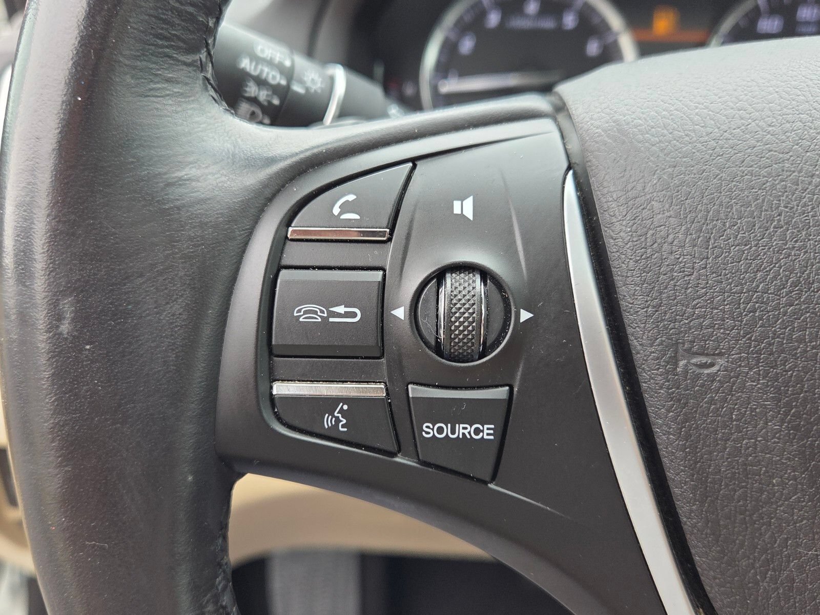 Used 2019 Acura TLX FWD image 25
