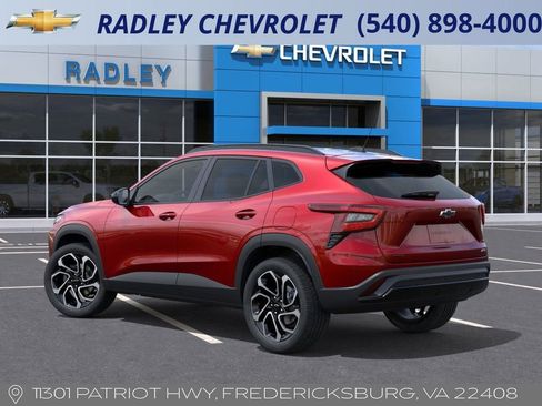 New 2026 Chevrolet Trax RS image 3