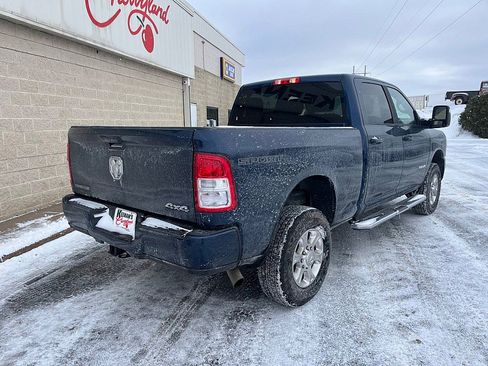 Used 2024 RAM 2500 Big Horn w/ Sport Appearance Package image 6