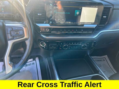 Used 2024 Chevrolet Silverado 2500 LTZ w/ LTZ Convenience Package image 18