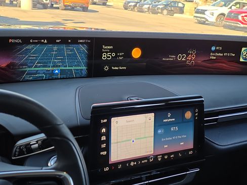 Used 2024 Lincoln Nautilus Reserve w/ Equipment Group 202A image 19