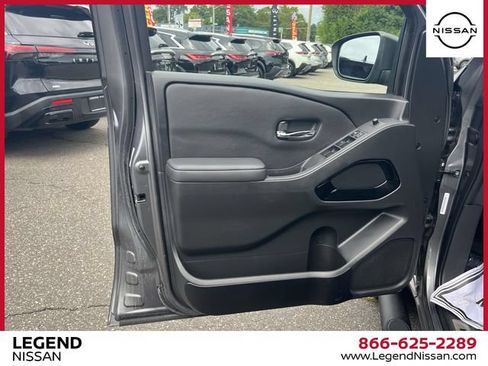 Used 2023 Nissan Frontier SV w/ Midnight Edition Package AWD/4WD image 16