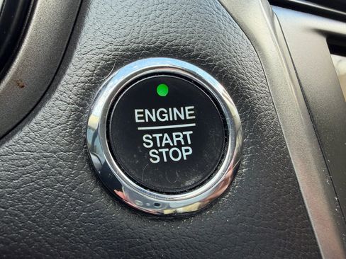Used 2020 Ford Fusion SEL FWD image 30