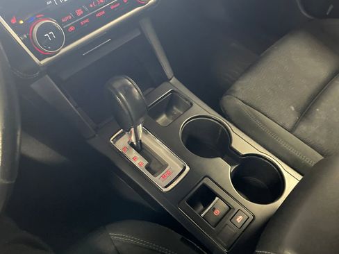 Used 2018 Subaru Legacy 2.5i Premium w/ Moonroof Package image 24