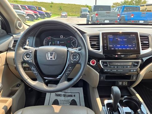 Used 2017 Honda Ridgeline RTL-E image 16