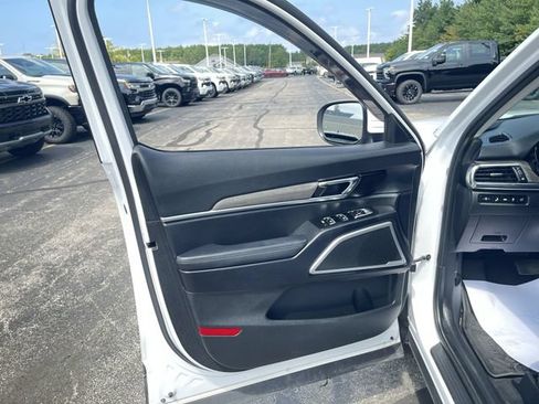 Used 2022 Kia Telluride EX w/ EX Premium Package AWD/4WD image 23