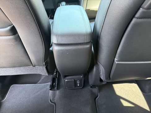 Used 2022 Buick Encore GX Essence w/ Experience Buick Package AWD/4WD image 21