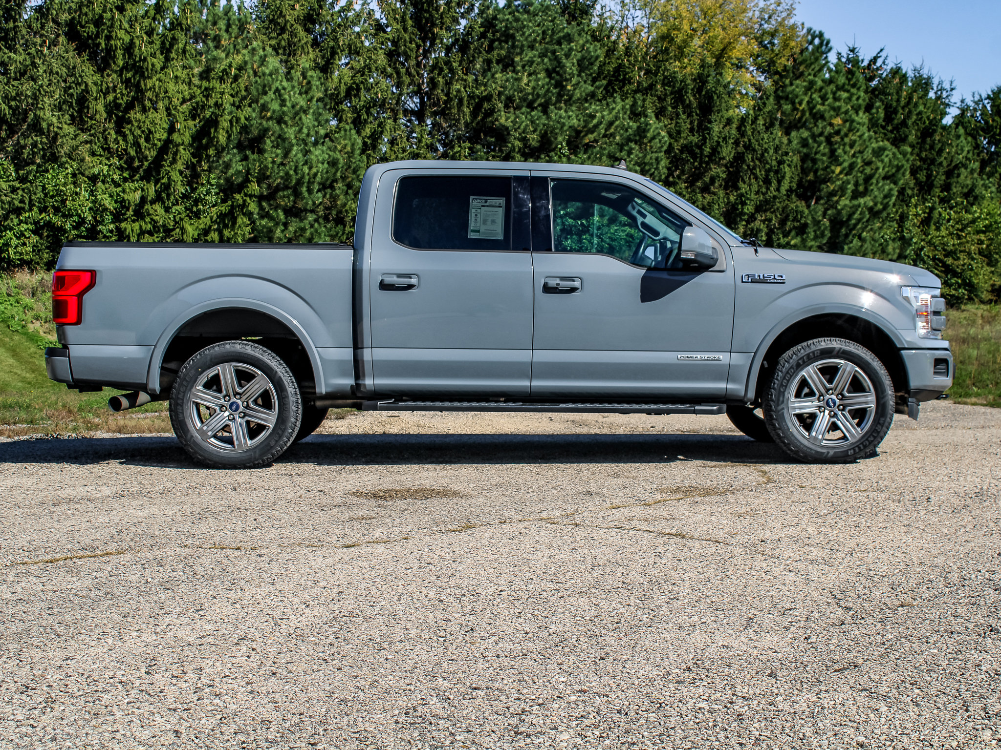 Used 2019 Ford F150 Lariat w/ Equipment Group 502A Luxury AWD/4WD image 2