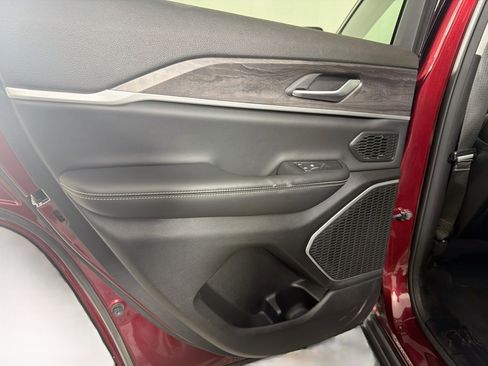 Used 2022 Jeep Grand Cherokee Limited 4xe AWD/4WD image 26