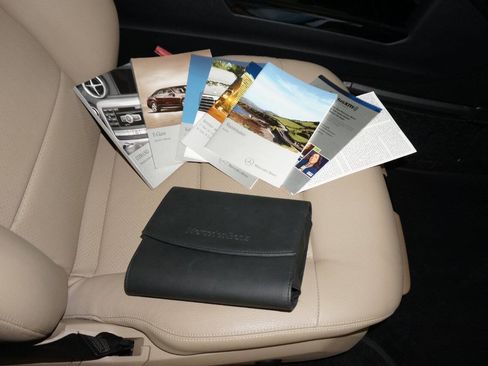 Used 2012 Mercedes-Benz E 350 Sedan image 7