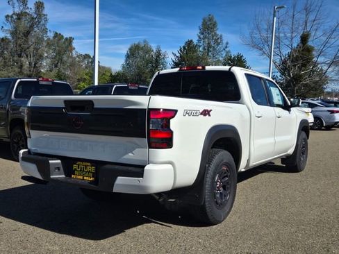 New 2025 Nissan Frontier PRO-4X image 4