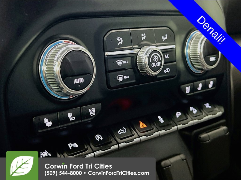 Used 2020 GMC Sierra 1500 Denali w/ Denali Ultimate Package AWD/4WD image 8