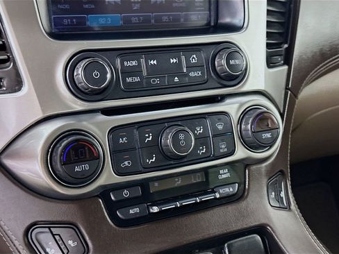 Used 2019 Chevrolet Tahoe LT RWD image 15