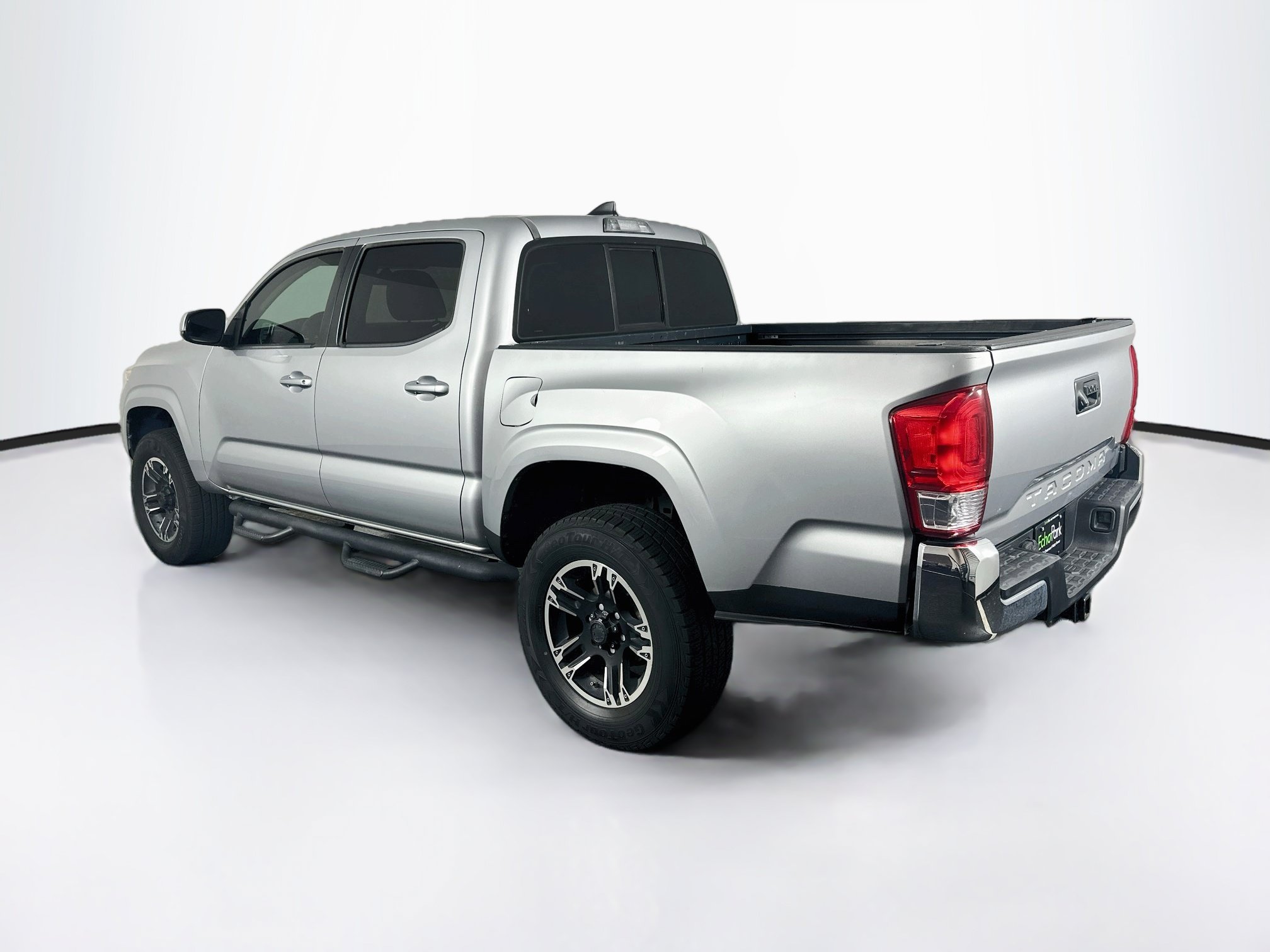 Used 2016 Toyota Tacoma SR5 w/ Towing Package RWD image 5