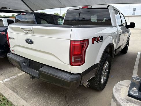 Used 2017 Ford F150 Lariat w/ Equipment Group 502A Luxury AWD/4WD image 3