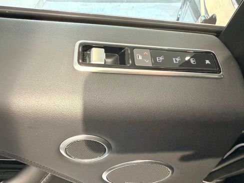 Used 2020 Land Rover Range Rover HSE AWD/4WD image 17