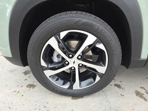 Used 2024 Chevrolet Trax RS w/ Driver Confidence Package FWD image 10