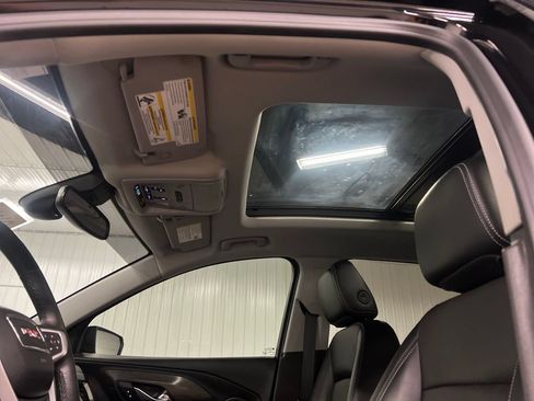 Certified 2023 GMC Terrain SLT w/ Infotainment Package II AWD/4WD image 27