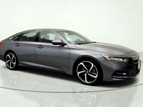 Used 2020 Honda Accord Sport image 3