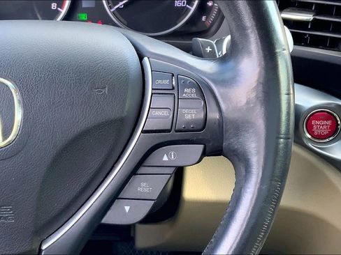 Used 2013 Acura ILX w/ Premium Package image 23