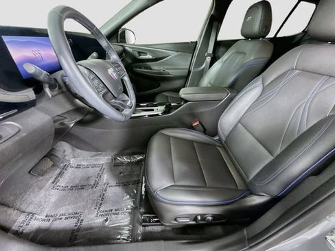 Used 2024 Buick Envista Sport Touring w/ Convenience I Package FWD image 20