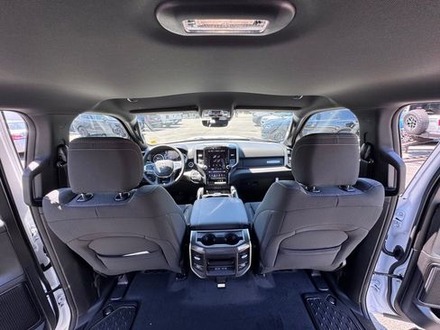 New 2026 RAM 1500 4x4 Crew Cab image 24