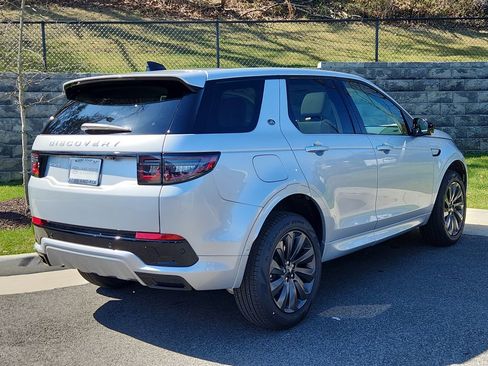 Certified 2025 Land Rover Discovery Sport S AWD/4WD image 2
