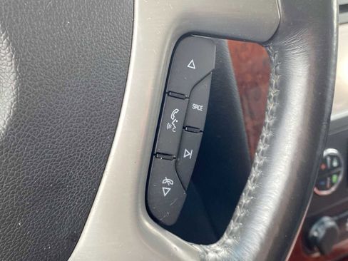 Used 2014 Chevrolet Tahoe LTZ AWD/4WD image 31