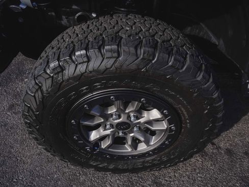 Used 2023 Jeep Wrangler Unlimited Rubicon 392 w/ Trailer Tow Package image 8