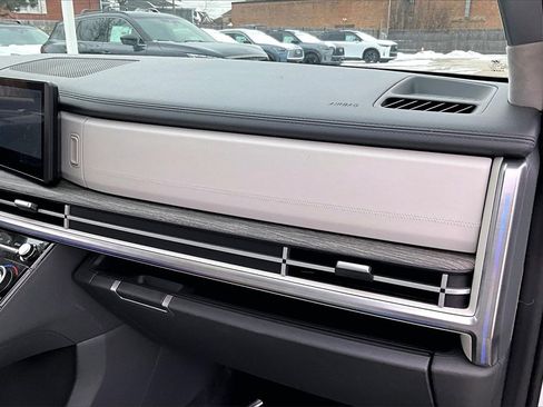 Used 2025 Hyundai Santa Fe Calligraphy image 27