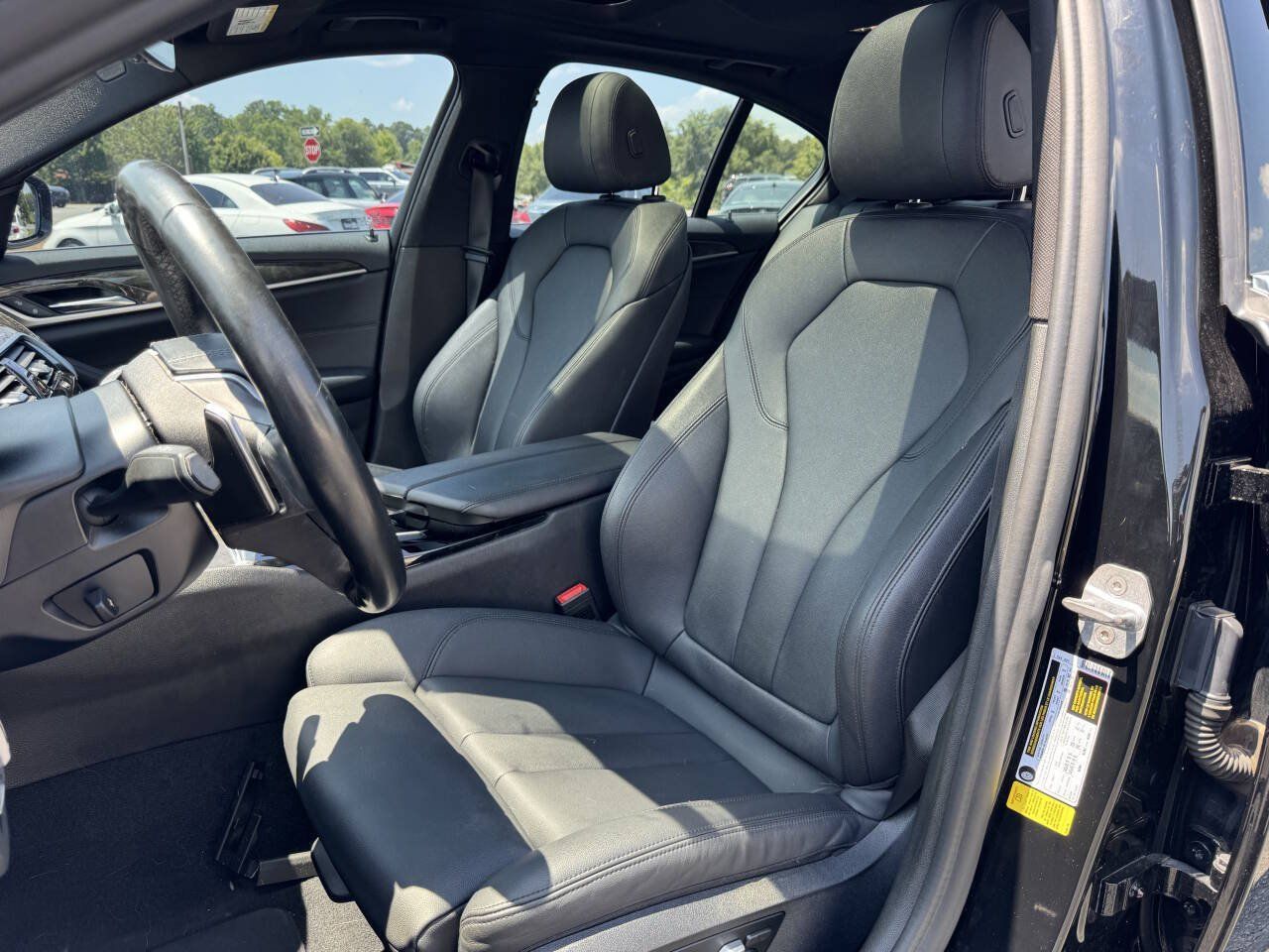 Used 2020 BMW 530i RWD image 9