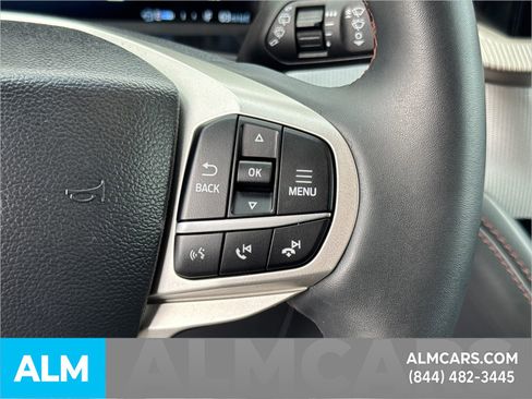 Used 2025 Ford Explorer Active image 32