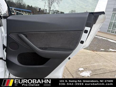 Used 2023 Tesla Model Y Long Range AWD/4WD image 13