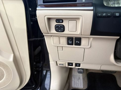 Used 2015 Lexus ES 350 w/ Luxury Package FWD image 17