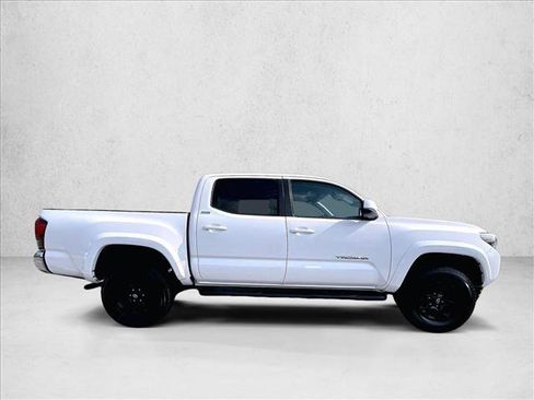 Used 2021 Toyota Tacoma SR5 RWD image 5