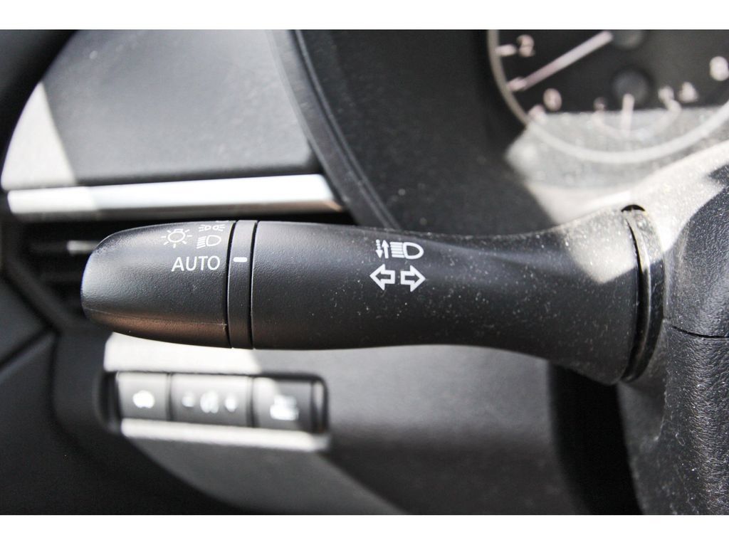 Used 2020 Nissan Altima 2.5 S FWD image 9