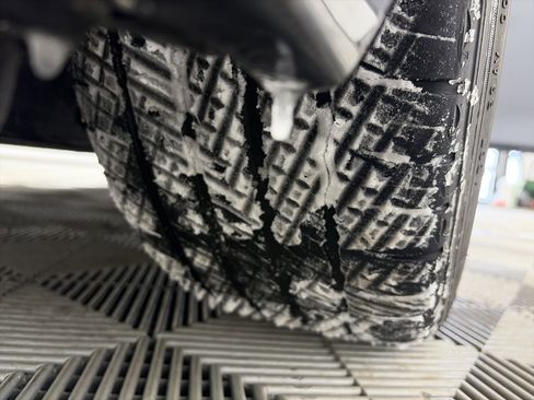 Used 2022 Lexus ES 300h F Sport image 12